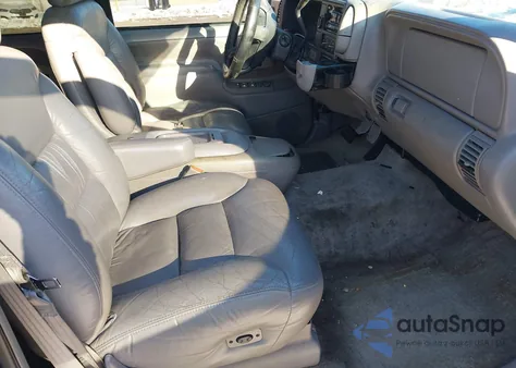 1997 Chevrolet Suburban 1500 from USA, damaged, VIN 1GNFK16RXVJ341804